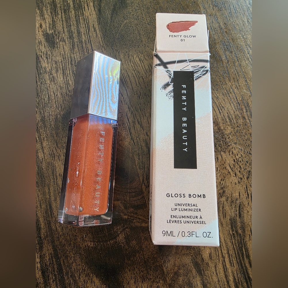 NIB ✨️ Fenty Beauty Gloss Bomb Lip Luminizer FENTY GLOW